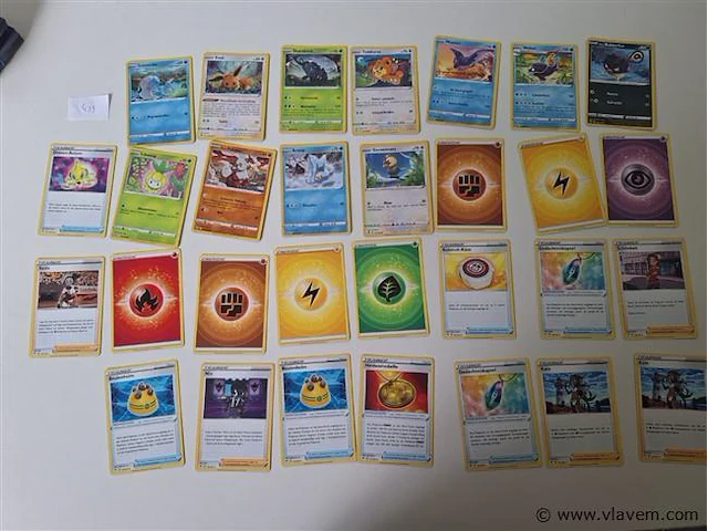 Pokémon cards - afbeelding 1 van  9