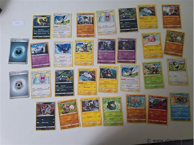 Pokémon cards - afbeelding 1 van  9