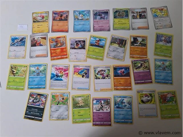 Pokémon cards - afbeelding 1 van  9