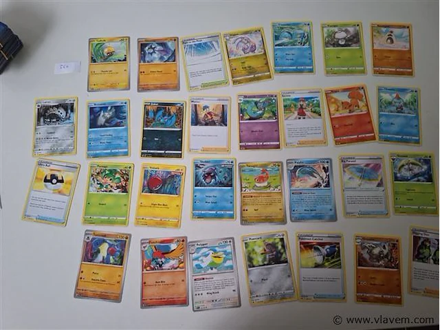 Pokémon cards - afbeelding 1 van  9