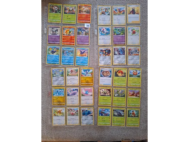 Pokémon cards - afbeelding 1 van  7