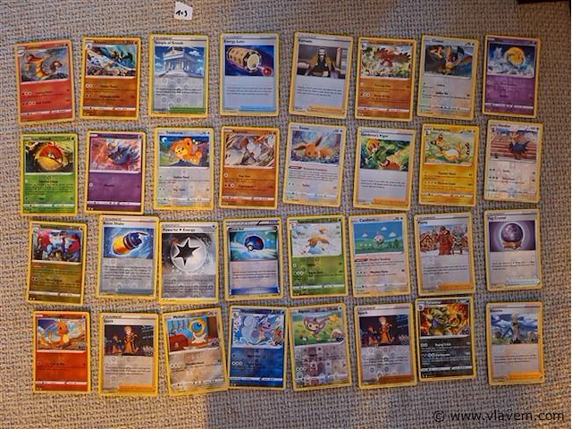 Pokémon cards - afbeelding 1 van  8