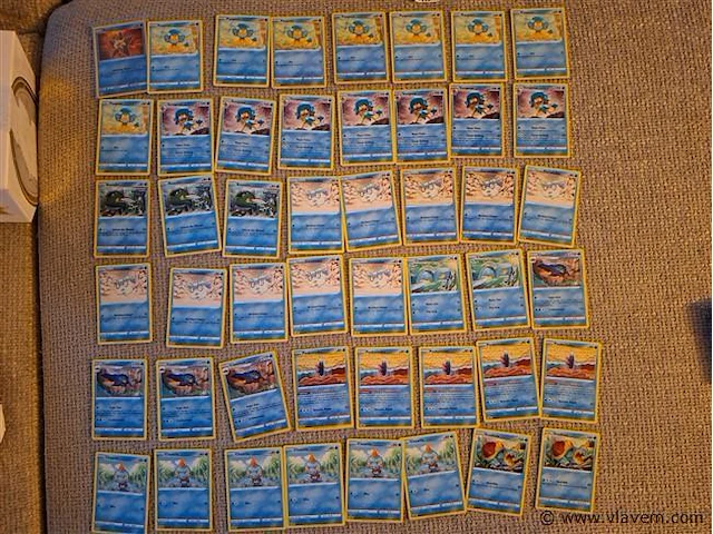 Pokémon cards - afbeelding 1 van  7