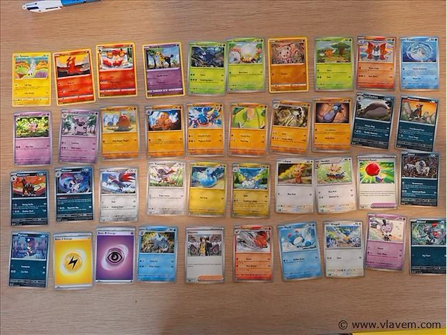 Pokémon cards - afbeelding 1 van  8