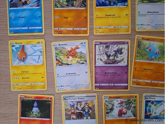 Pokémon cards - afbeelding 3 van  8