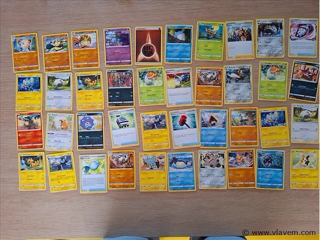 Pokémon cards - afbeelding 1 van  8