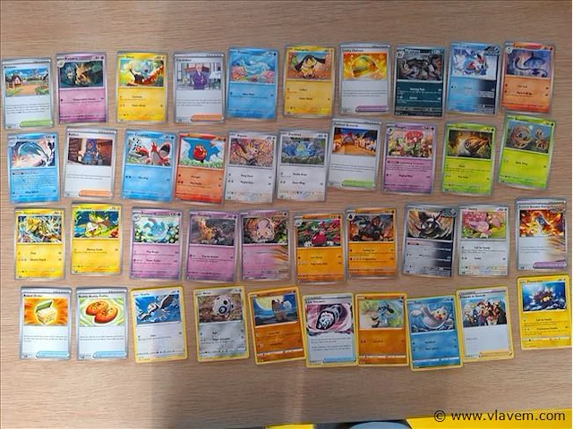 Pokémon cards - afbeelding 1 van  8