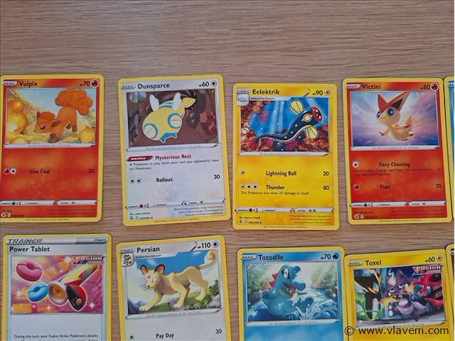 Pokémon cards - afbeelding 2 van  8