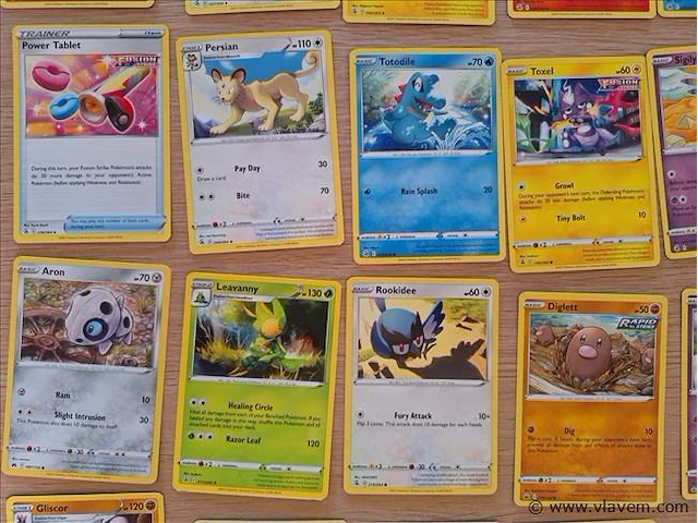 Pokémon cards - afbeelding 3 van  8