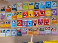 Pokémon cards - afbeelding 1 van  8