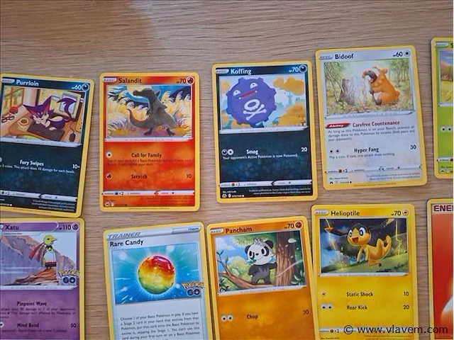 Pokémon cards - afbeelding 2 van  8