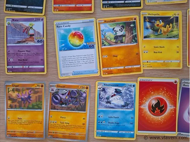 Pokémon cards - afbeelding 3 van  8