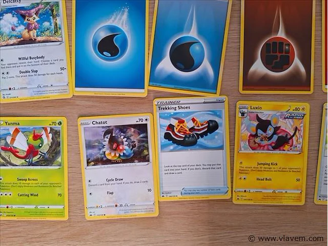 Pokémon cards - afbeelding 4 van  8