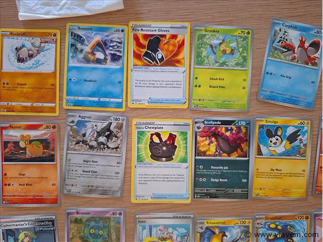 Pokémon cards - afbeelding 2 van  8