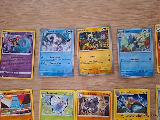 Pokémon cards - afbeelding 2 van  8