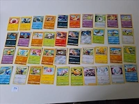 Pokémon cards - afbeelding 1 van  8