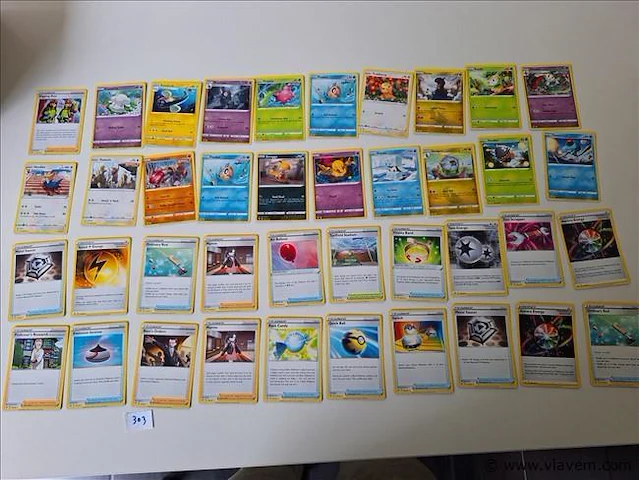 Pokémon cards - afbeelding 1 van  8