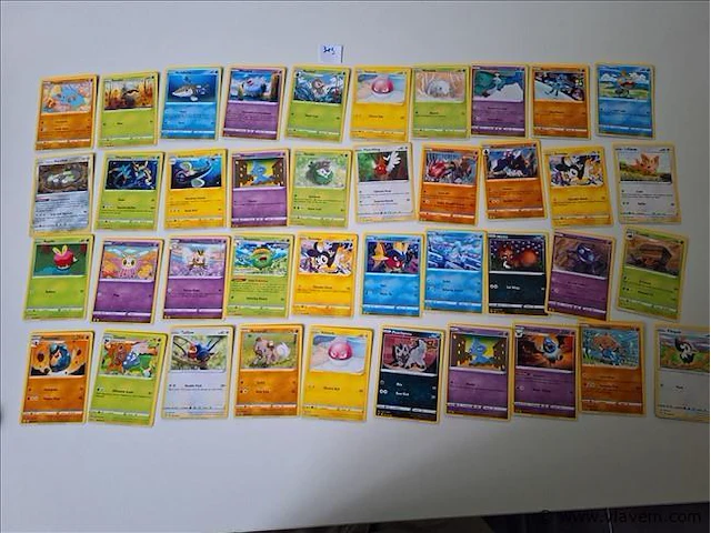 Pokémon cards - afbeelding 1 van  8