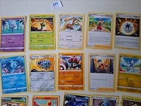 Pokémon cards - afbeelding 2 van  8