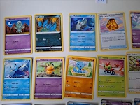 Pokémon cards - afbeelding 2 van  8