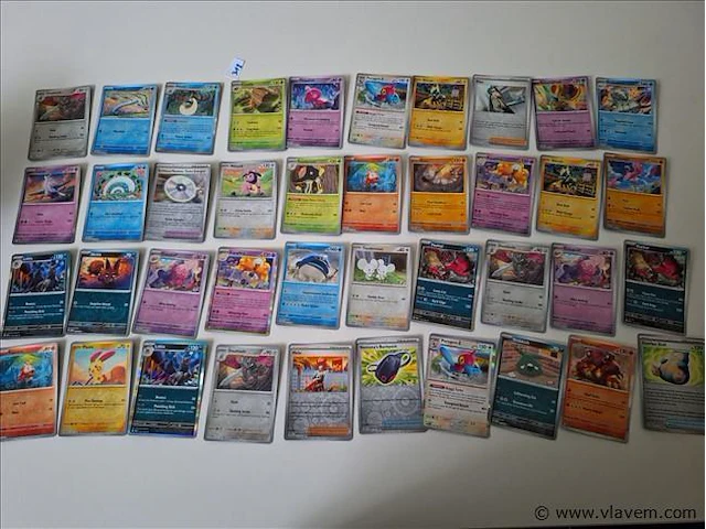 Pokémon cards - afbeelding 1 van  8