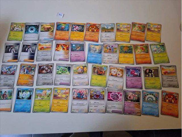 Pokémon cards - afbeelding 1 van  8