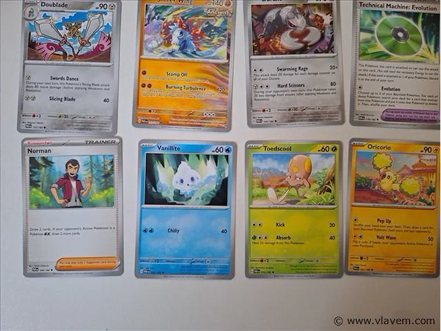 Pokémon cards - afbeelding 4 van  8