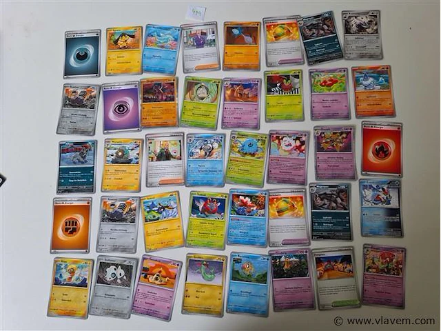 Pokémon cards - afbeelding 1 van  8