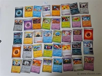 Pokémon cards - afbeelding 1 van  8