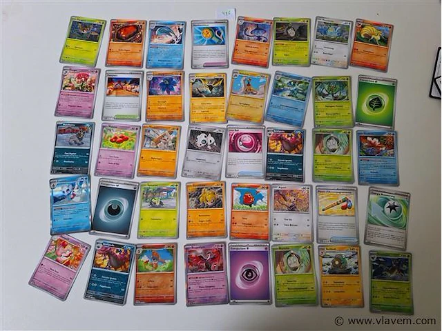 Pokémon cards - afbeelding 1 van  8