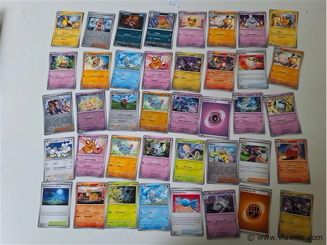 Pokémon cards - afbeelding 1 van  8