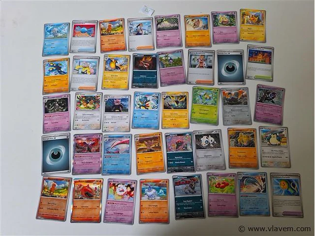 Pokémon cards - afbeelding 1 van  8