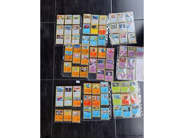 Pokémon cards - afbeelding 1 van  10