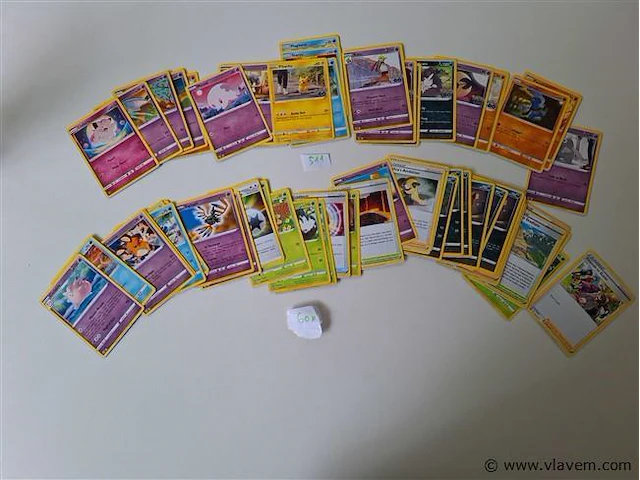 Pokémon cards - afbeelding 1 van  6