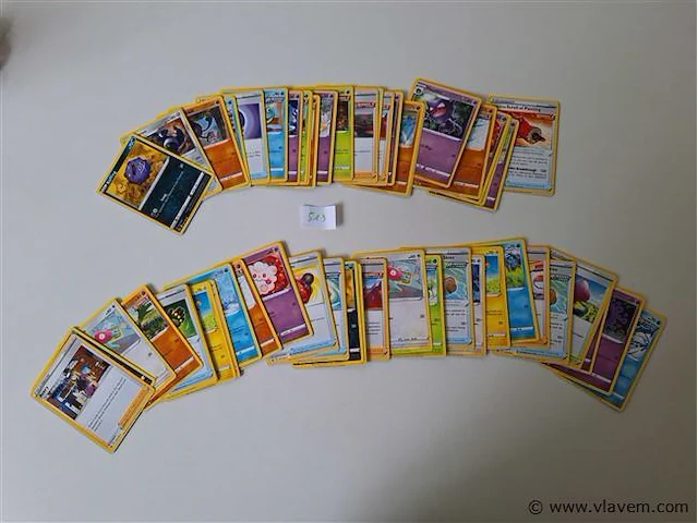 Pokémon cards - afbeelding 1 van  7