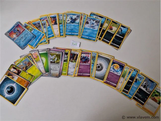 Pokémon cards - afbeelding 1 van  5