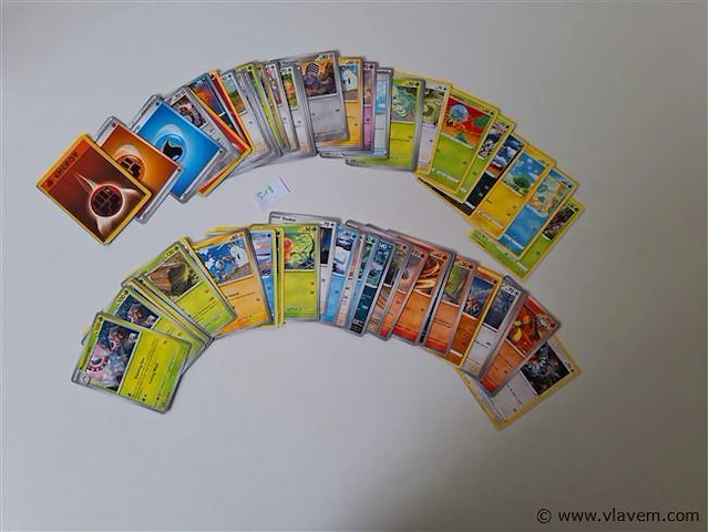 Pokémon cards - afbeelding 1 van  5