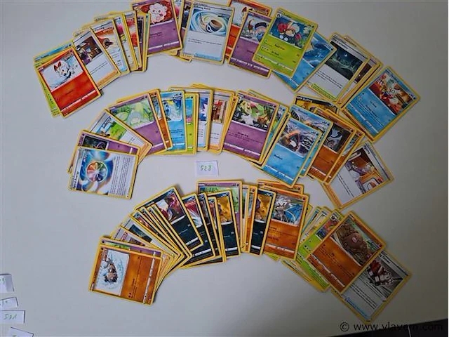 Pokémon cards - afbeelding 1 van  6