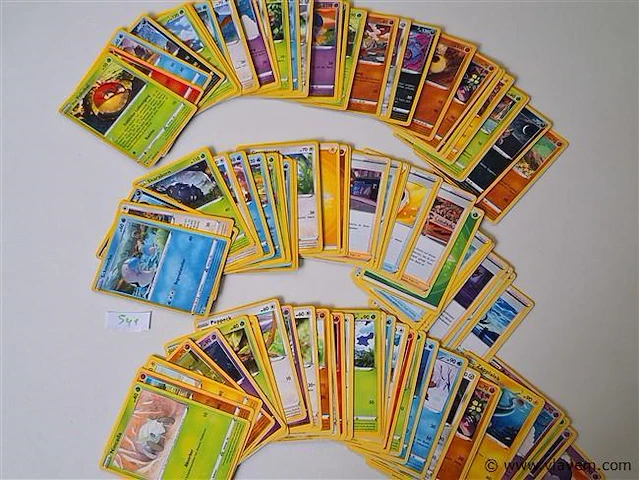 Pokémon cards - afbeelding 1 van  6