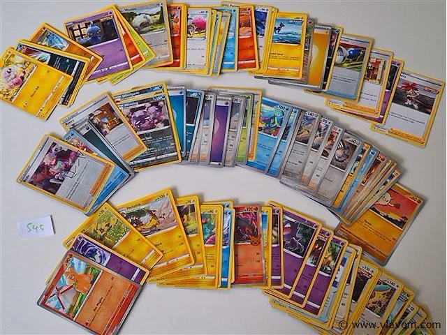 Pokémon cards - afbeelding 1 van  6