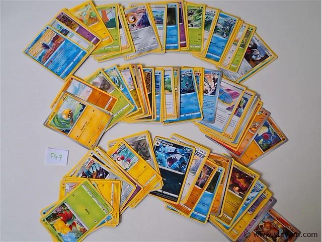 Pokémon cards - afbeelding 1 van  6