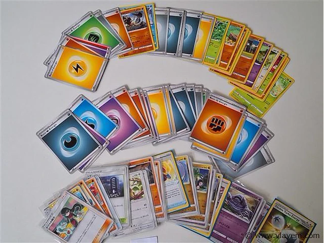 Pokémon cards - afbeelding 1 van  6