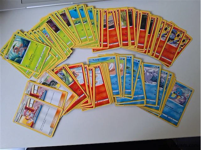 Pokémon cards - afbeelding 1 van  5