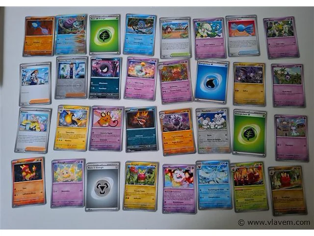 Pokémon cards - afbeelding 1 van  8