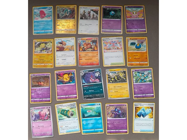 Pokemon kaarten 20 stuks - afbeelding 1 van  3