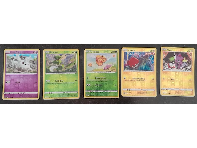 Pokémon kaarten holo 5 stuks - afbeelding 1 van  3