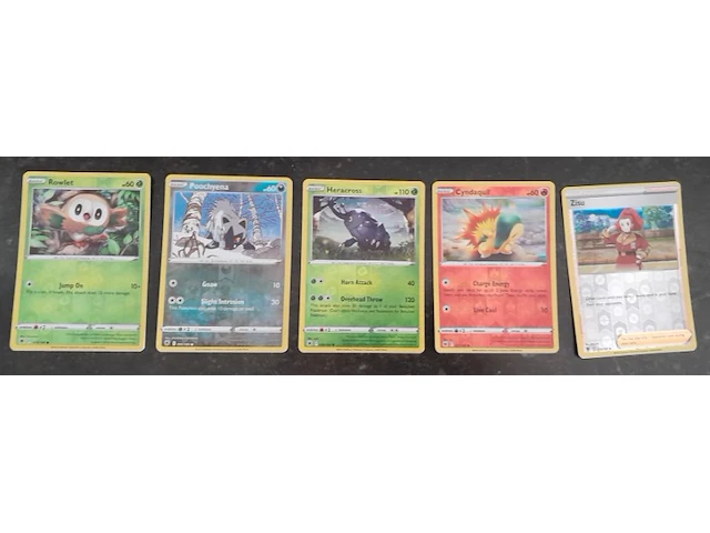 Pokémon kaarten holo 5 stuks - afbeelding 1 van  3