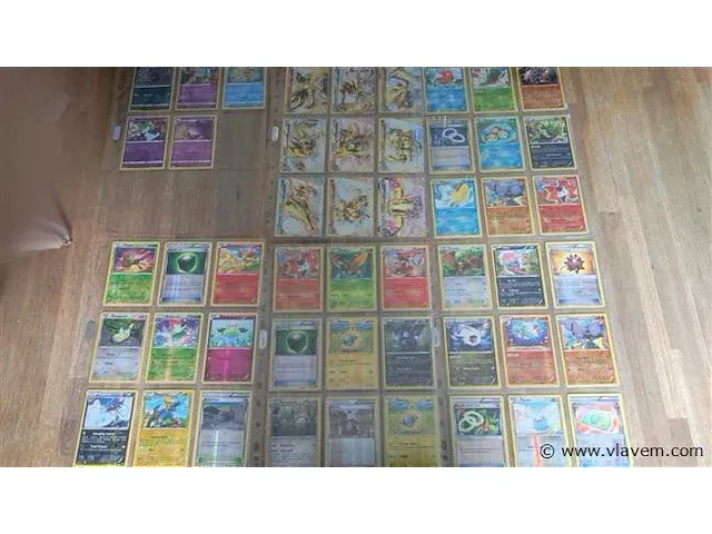 Pokémon kaarten - afbeelding 1 van  8