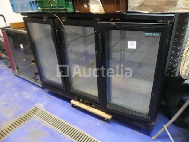 Polar cb932-5 3-deurs glazen koelkast - afbeelding 2 van  4