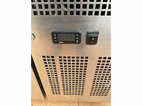 Polar g598-e koelwerkbank met 4 deuren - afbeelding 3 van  7